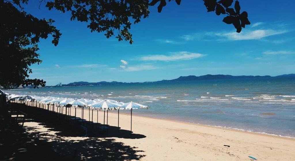 Lpn Park Beach Tour B Jomtien Beach Exterior photo